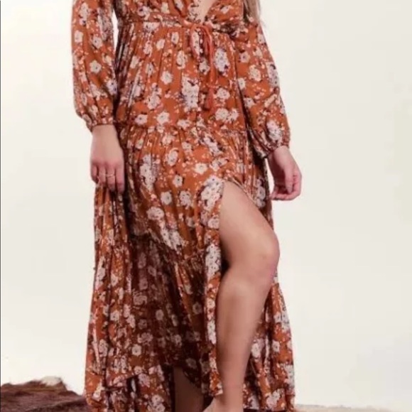 Spell & the Gypsy gown - Picture 2 of 7